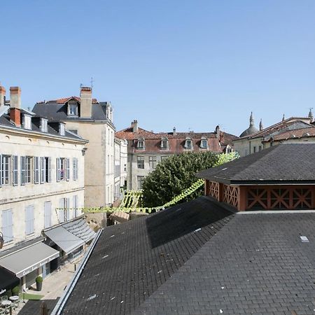 Logis Des Halles Du Coderc Apartment Perigueux Exterior photo