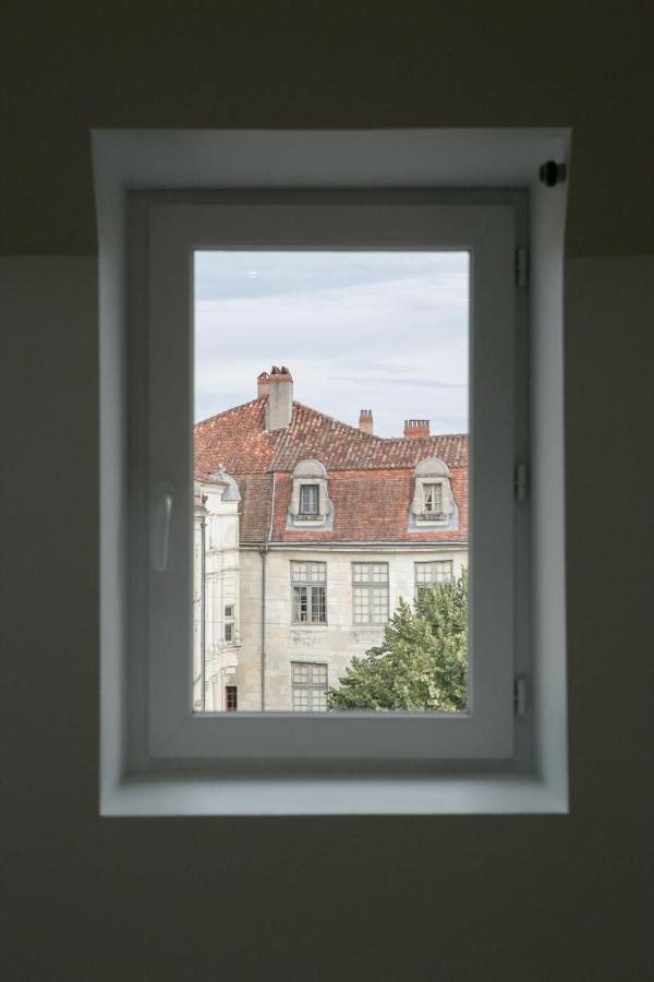 Logis Des Halles Du Coderc Apartment Perigueux Room photo